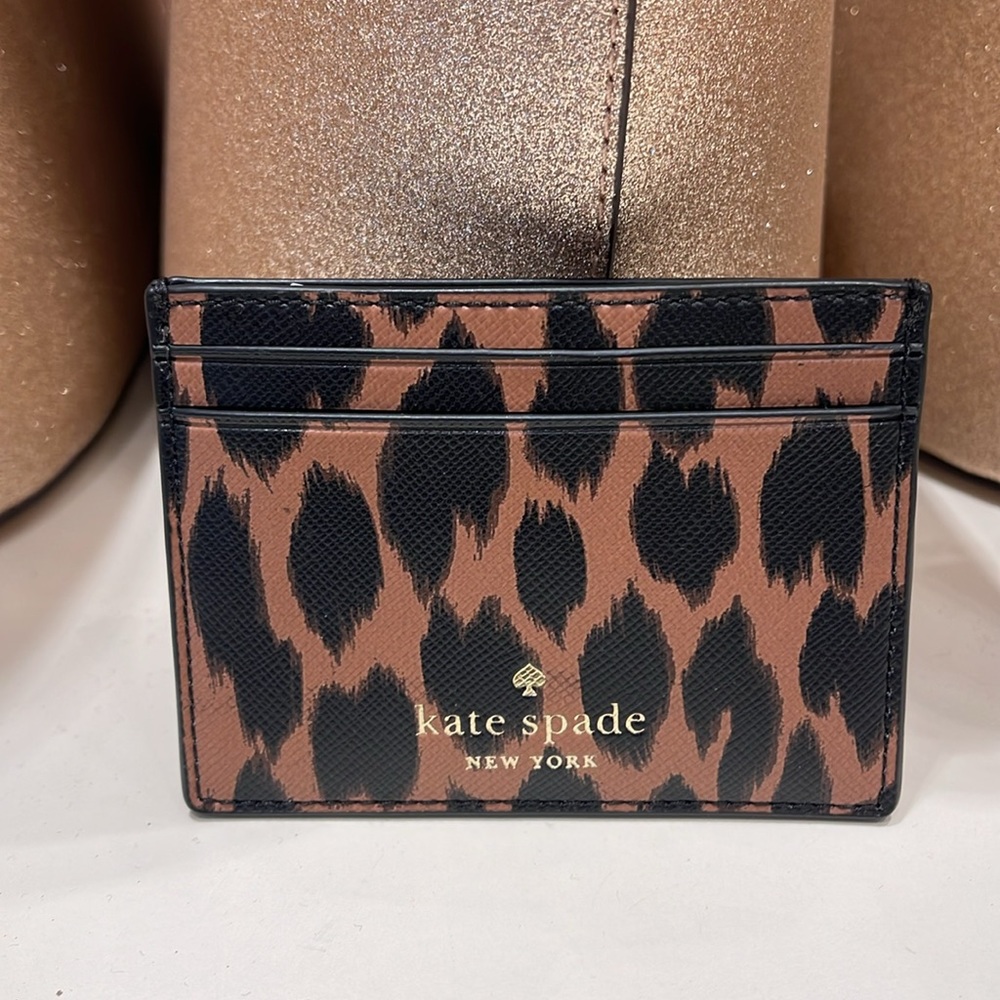 Kate Spade Schuyler Small Slim Card Holder
NWT - Picture 9 of 16